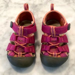 Keen Toddler Sandals size 6